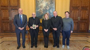 Audiencia del Arzobispo de Valencia a la Parroquia Polaca