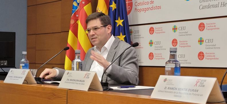 Konferencja Higinio Paterna, tłumacza polskiej literatury 