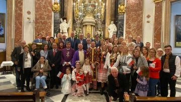 Celebración de una misa en la Basílica de la Virgen de los Desamparados 